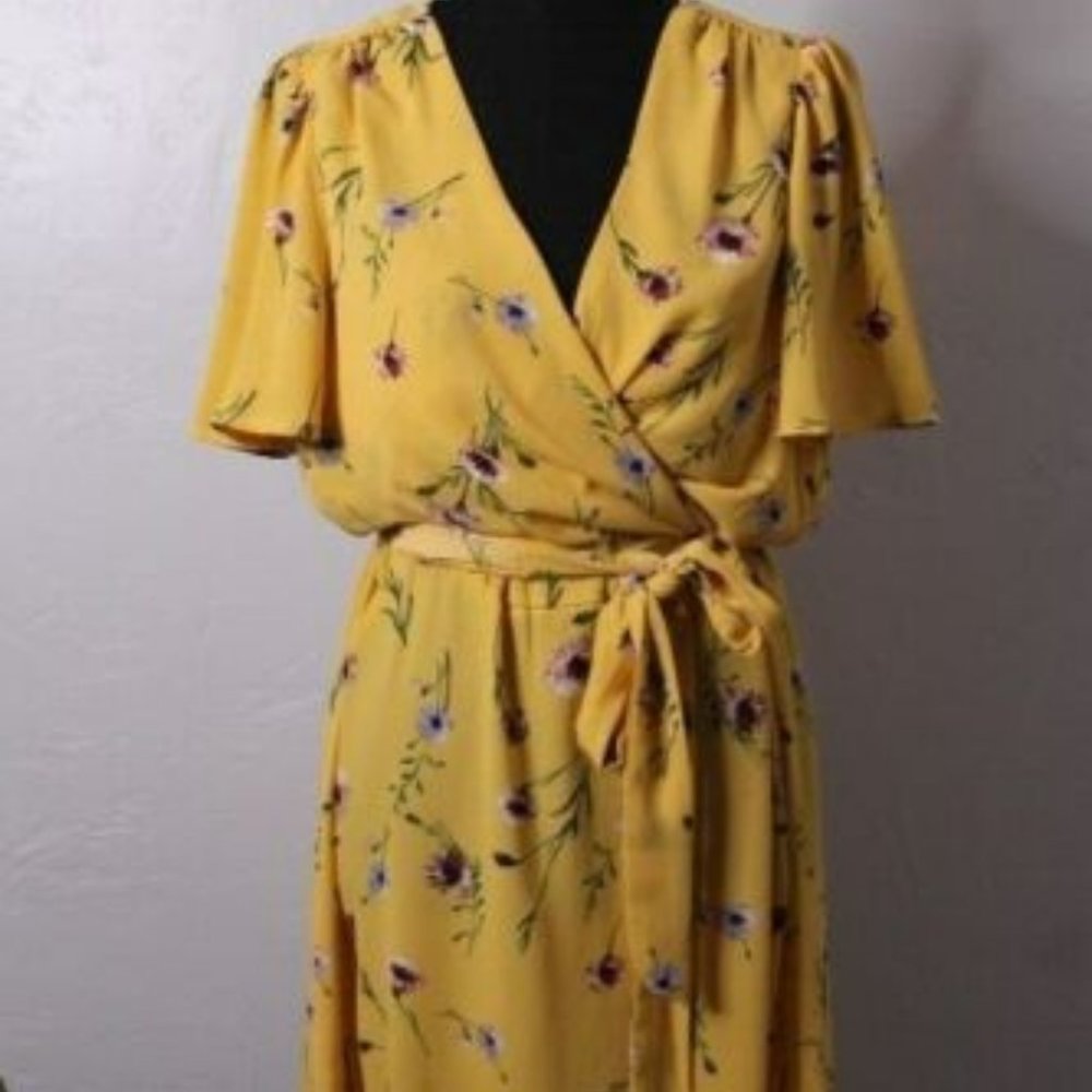 All In Favor Dress Large Yellow Floral Women's‎